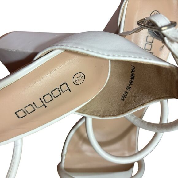 Boohoo White Triple Strap Block Heel Sandals Size 8 - Picture 11 of 12